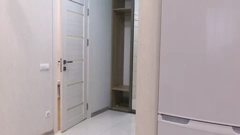 Hot Milf in Leggings Came to Pick Up My Apartment and in the Place of Money I...