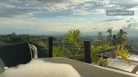 A Stranger Fucks Me in the Hotel's Public Jacuzzi! Nath Gómez