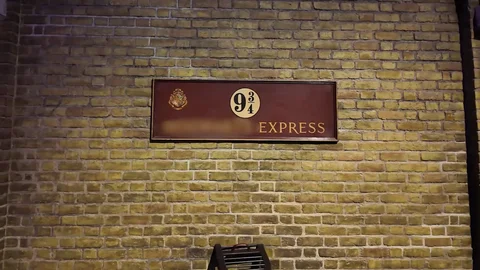 London II: Luna's Journey