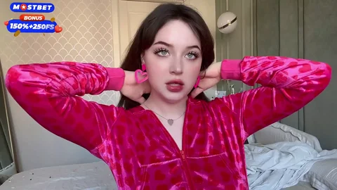 What Jenny Do after School? Hump and Cum Hard on Pillow! Young Megan Fox. Hal...