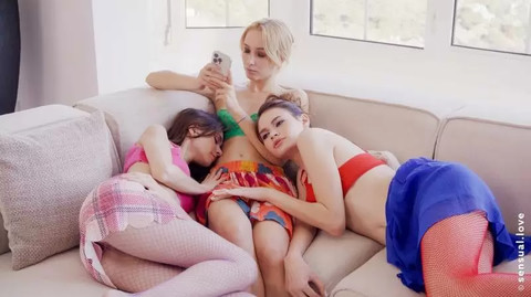 Sensual.Love - Kelly Collins, Leona Mia, Kinsley White - Touching The Stars
