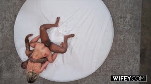 WIFEY Fit Blonde Hotwife Cassie Bender Gets A BBC Creampie In Front Of Hubby