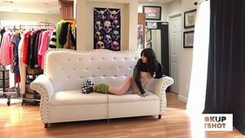 BTS - Leda Elizabeth Teases The Lens With Her Beautiful Curves!