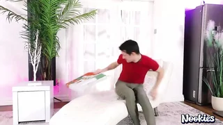 Tattooed milf Tina Tolly gets her huge ass rammed by pizza guy