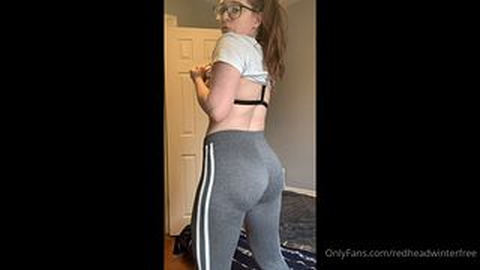 Slutty Redhead Tries to Seduce You With Her HUGE Juicy Ass in Amateur Dance