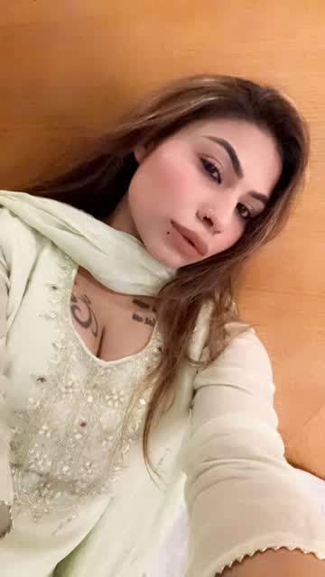 Anam Khan