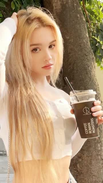 Elina Sansd