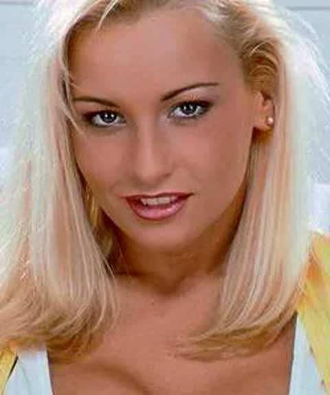 Gabriella Bond
