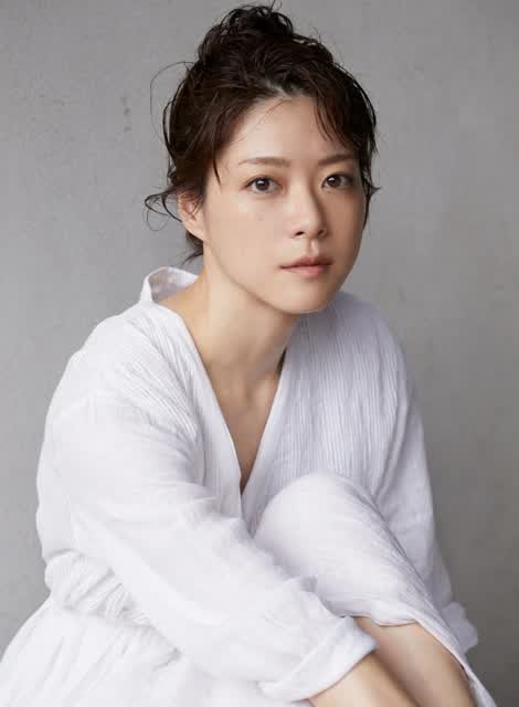 Juri Ueno