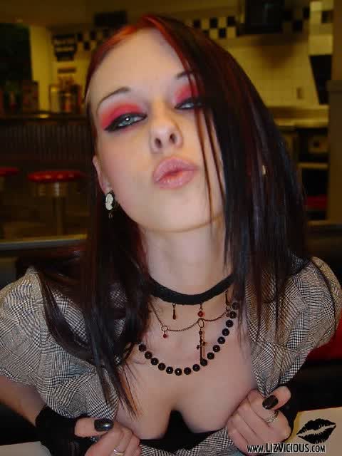 Liz Vicious
