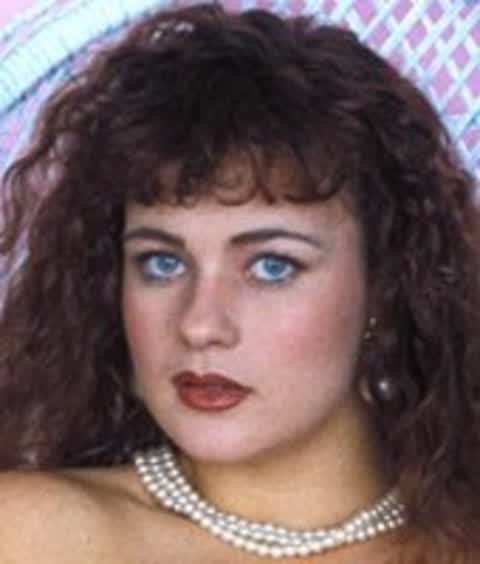 Melanie Rowen