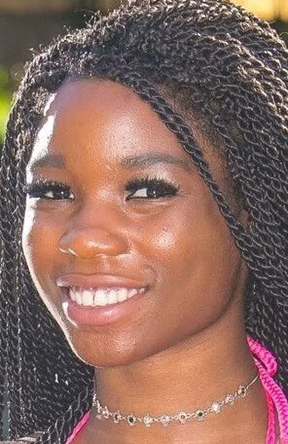 Mya Mayes