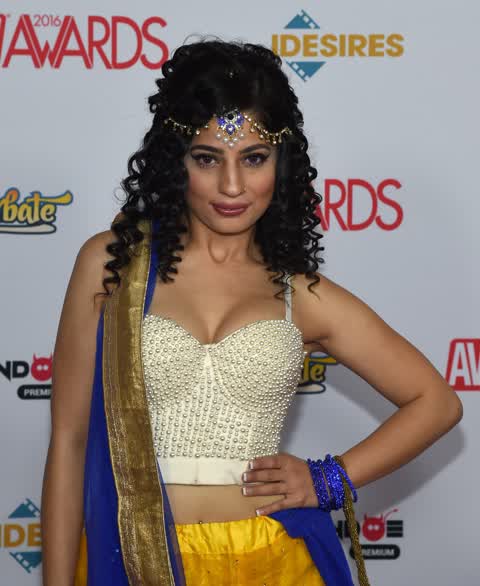 Nadia Ali