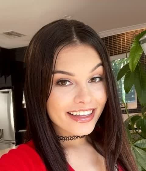Reyna Delacruz